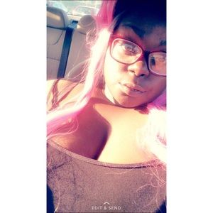 Meet your Posher, Yiukii